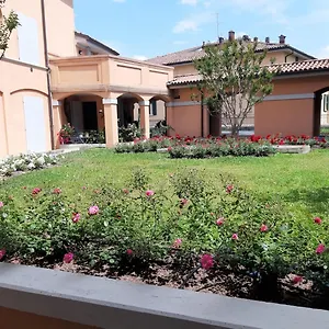 A Casa San Pietro - Bilocale Centro Storico - Cyclist-friendly Appartamento Castel San Pietro Terme